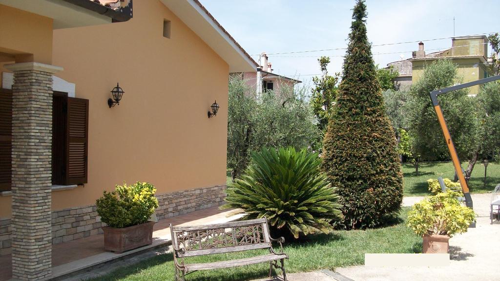 Il Giardino Degli Ulivi Bed and Breakfast Canneto  Eksteriør billede